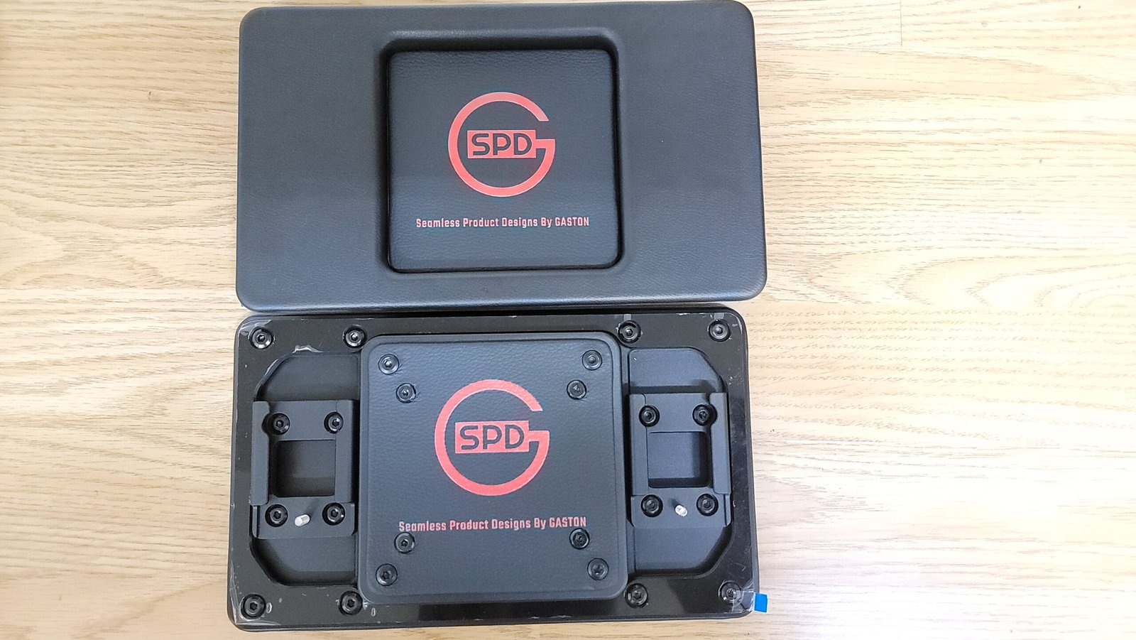Back Plate V2 For An Extra Tablet